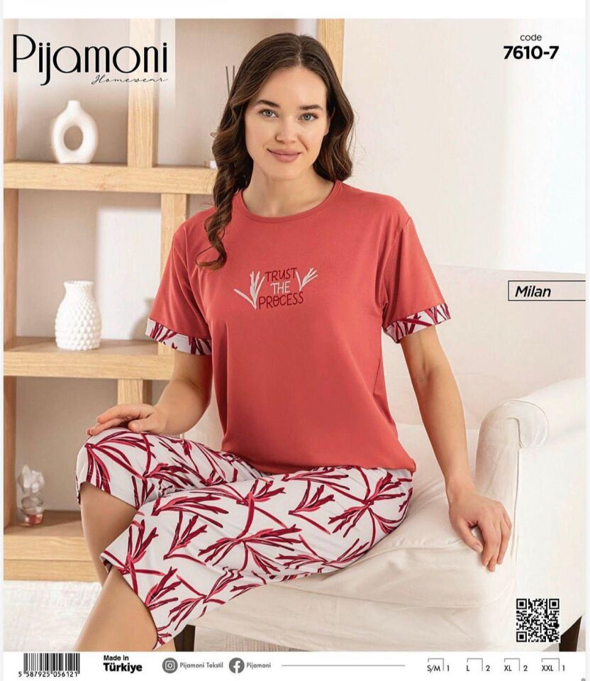 Pijamoni Milan Kısa Kol Kapri Bayan Pijama Takımı 7610